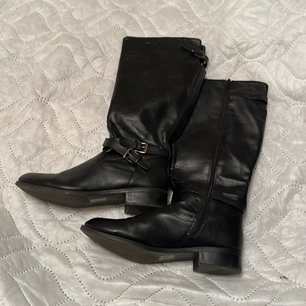 Black Boots